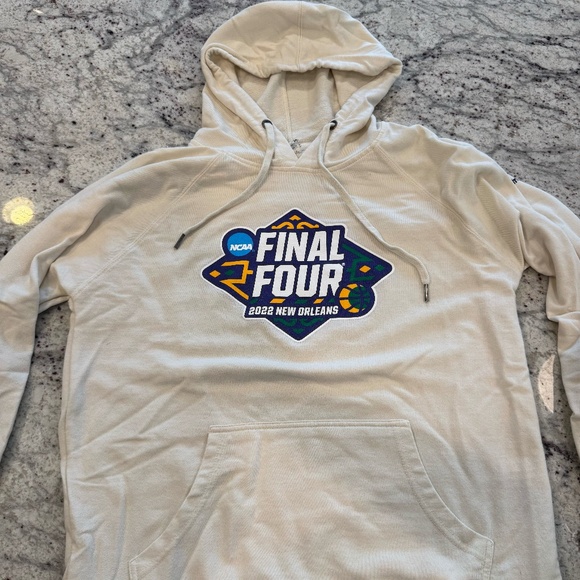 Official 2022 Men's NCAA Final 4 Tournament Sweatshirt - Medium - Picture 1 of 1